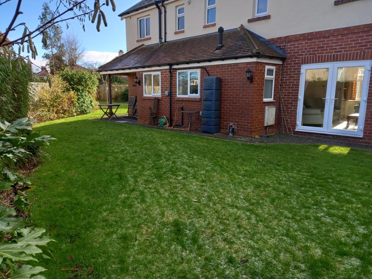 Grange Croft Villa Ben Rhydding Kültér fotó
